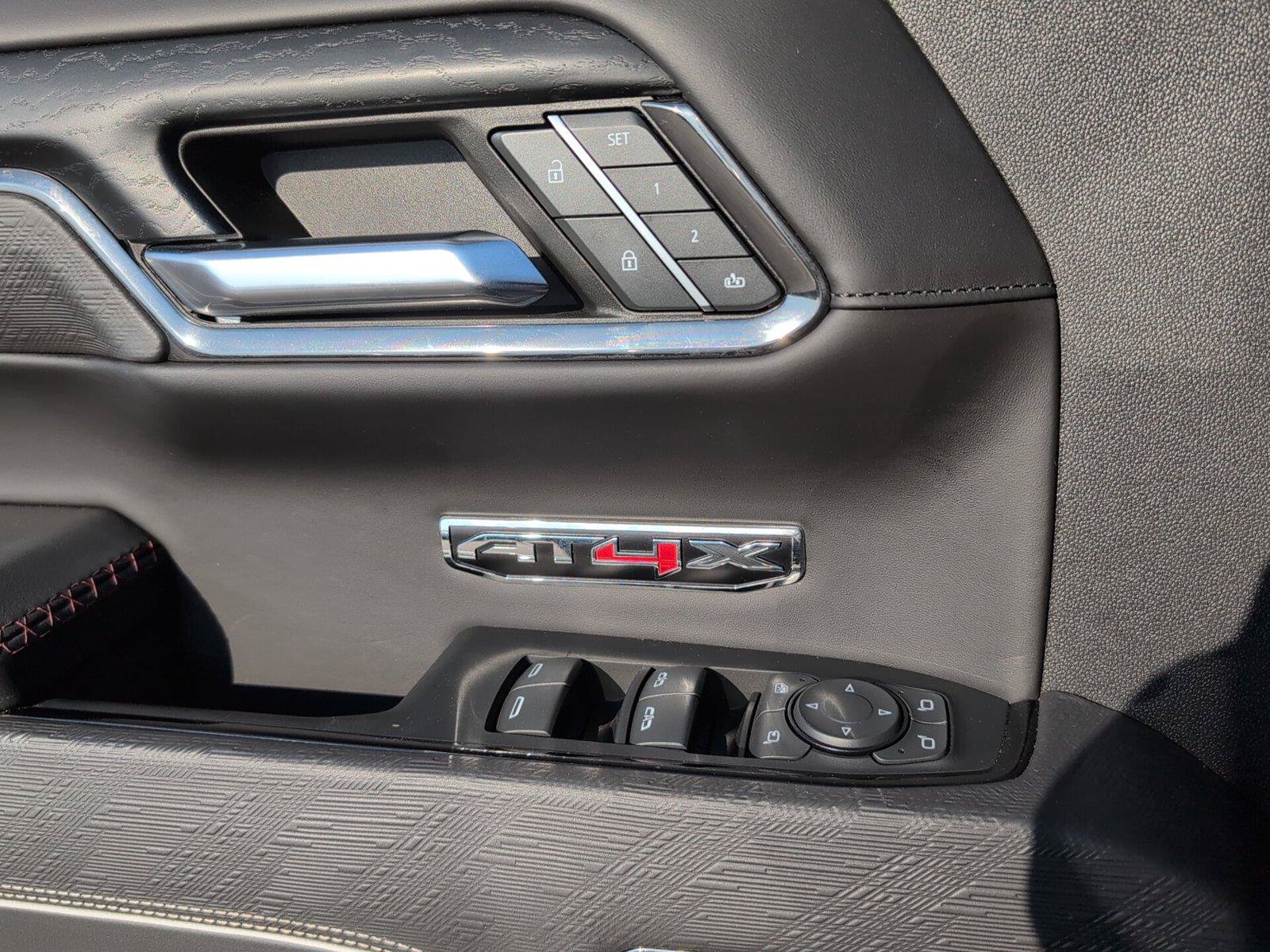 Used 2024 GMC Sierra 1500 AT4X w/ AT4X AEV Edition AWD/4WD image 17