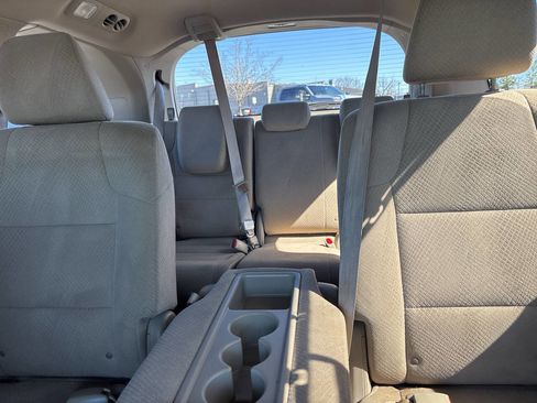 Used 2016 Honda Odyssey SE image 10