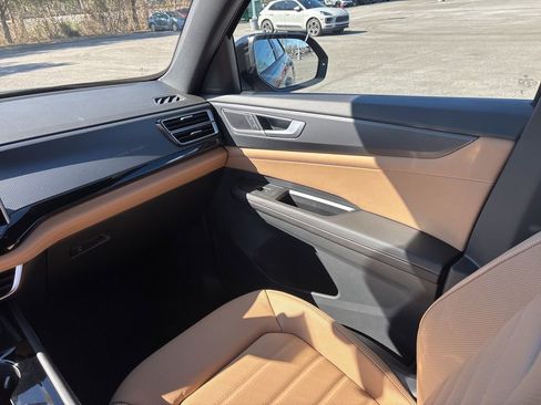 New 2026 Volkswagen Atlas Cross Sport SEL R-Line image 25