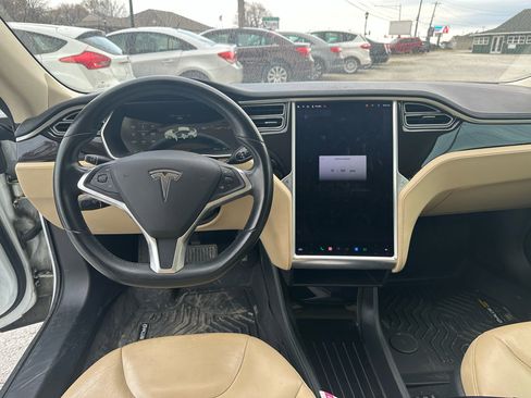 Used 2014 Tesla Model S 60 image 15