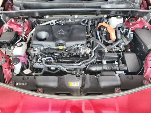 Used 2023 Toyota Venza LE AWD/4WD image 25