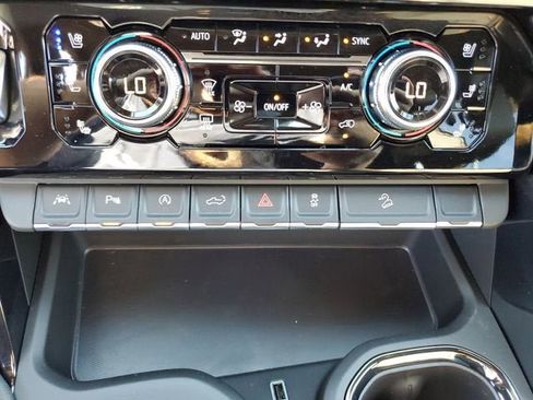 New 2026 GMC Sierra 1500 AT4 w/ Technology Package AWD/4WD image 26