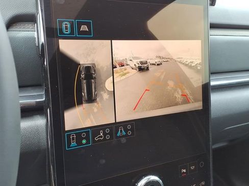 New 2026 GMC Terrain AT4 w/ Technology Package II AWD/4WD image 23