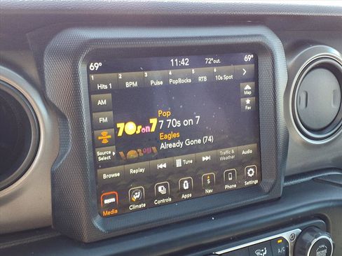 Used 2021 Jeep Wrangler Unlimited Sport w/ Sun And Sound Package image 6