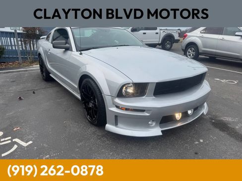Used 2006 Ford Mustang GT image 1