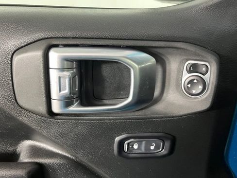 Used 2020 Jeep Wrangler Unlimited Sport S AWD/4WD image 20