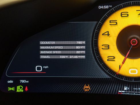 Used 2025 Ferrari Purosangue AWD/4WD image 21