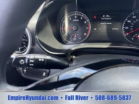 Used 2023 Kia Forte LXS FWD image 29