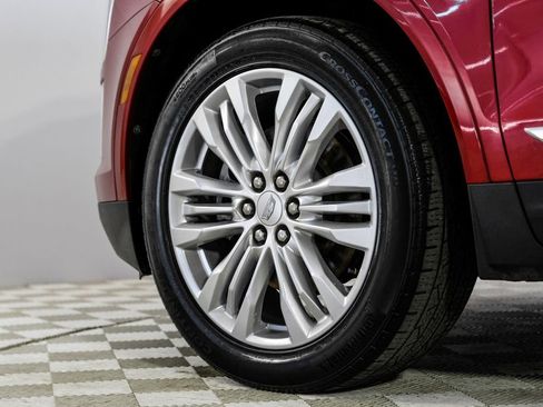 Used 2019 Cadillac XT5 Premium Luxury image 54