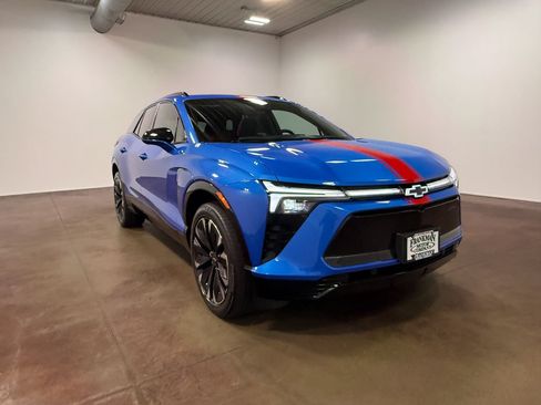 Used 2025 Chevrolet Blazer EV RS AWD/4WD image 29