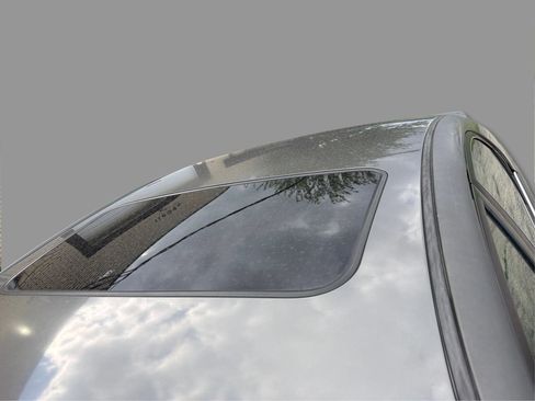 Used 2004 Toyota Camry FWD image 14