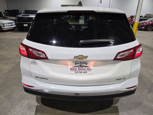 Used 2020 Chevrolet Equinox LT AWD/4WD image 9