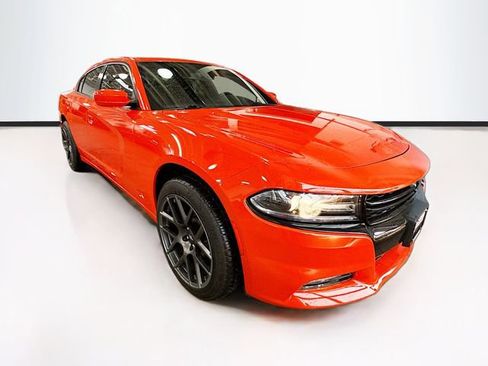 Used 2021 Dodge Charger SXT image 3