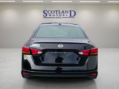 Used 2025 Nissan Altima 2.5 SV image 7