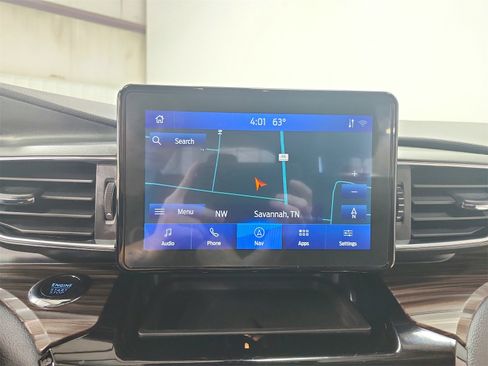 Used 2023 Ford Explorer Limited image 28