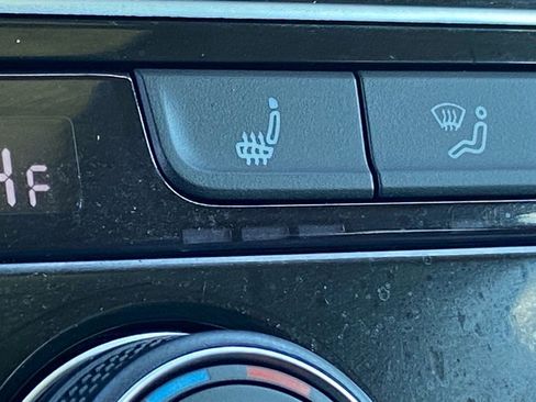 Certified 2023 Volkswagen Atlas SEL image 17