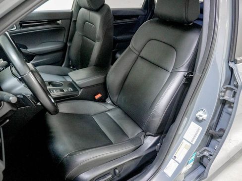 Used 2025 Honda Civic Sport Touring image 17