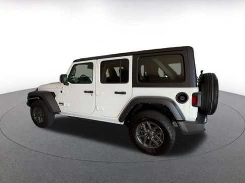 Used 2025 Jeep Wrangler Unlimited Sport AWD/4WD image 10
