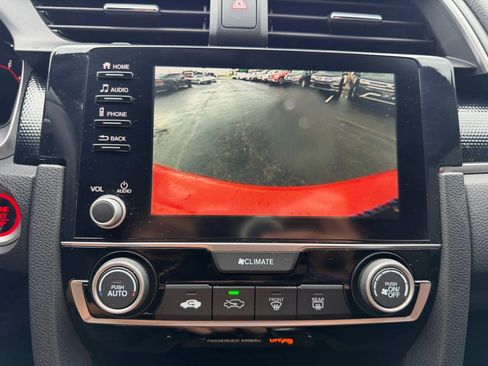 Used 2020 Honda Civic Sport image 18