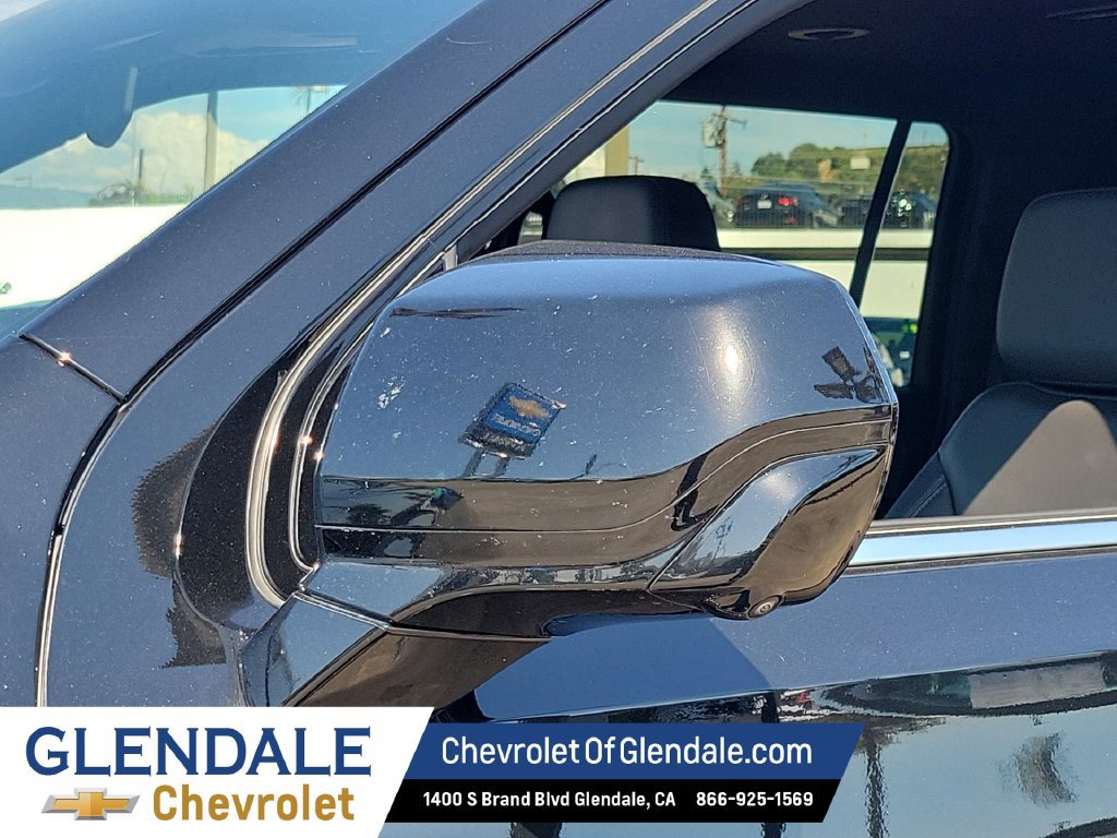 Certified 2025 Chevrolet Suburban LT AWD/4WD image 19