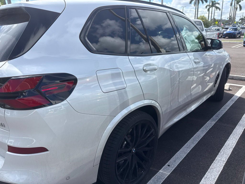 Used 2025 BMW X5 M60i AWD/4WD image 10