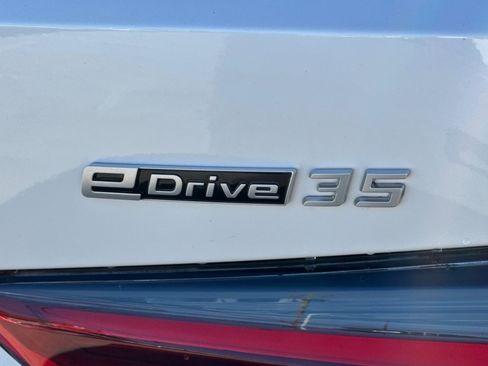Used 2023 BMW i4 eDrive35 RWD image 28