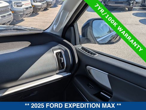 Certified 2025 Ford Expedition Max Active AWD/4WD image 21