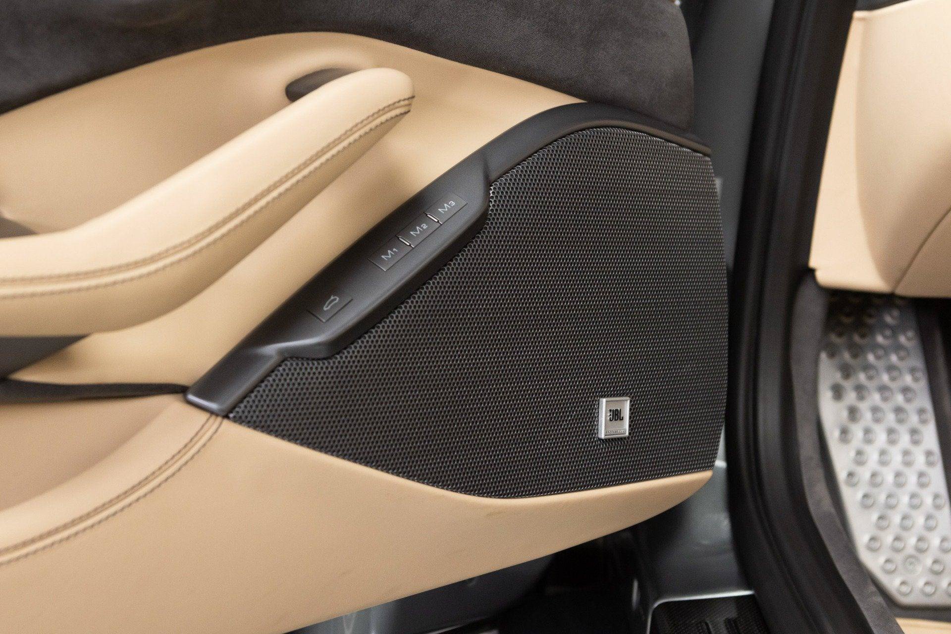 Certified 2019 Ferrari Portofino RWD image 47