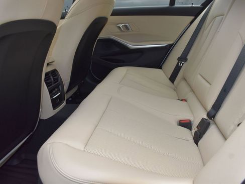 Certified 2025 BMW 330i Sedan w/ Premium Package image 16