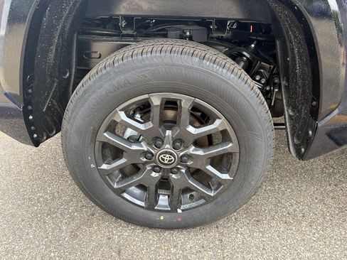 New 2026 Toyota Tundra Platinum AWD/4WD image 42