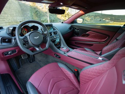 Used 2023 Aston Martin DBS Base image 19