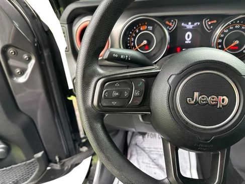 Used 2023 Jeep Wrangler Unlimited Sport AWD/4WD image 17