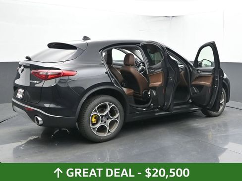 Used 2020 Alfa Romeo Stelvio Sport w/ Cold Weather Package image 54