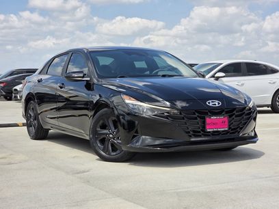 Certified 2023 Hyundai Elantra SEL