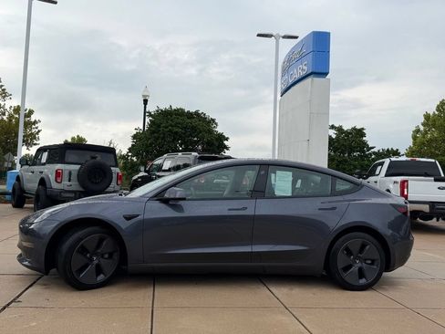 Used 2023 Tesla Model 3 Standard Range RWD image 8