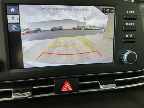 New 2026 Hyundai Elantra SE image 21