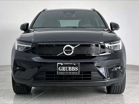Certified 2023 Volvo XC40 Recharge Plus AWD/4WD image 3