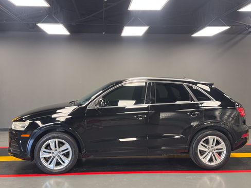 Used 2016 Audi Q3 2.0T Premium Plus w/ Technology Package AWD/4WD image 3