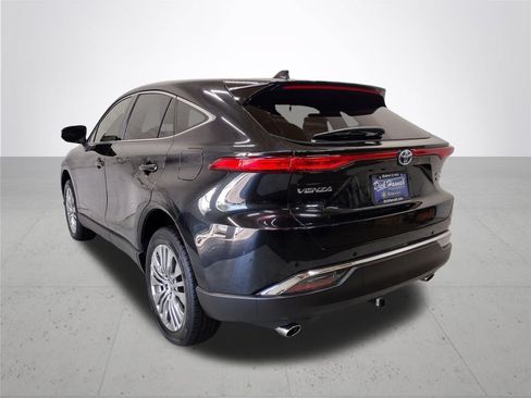 Used 2022 Toyota Venza Limited w/ Advanced Technology Package AWD/4WD image 12