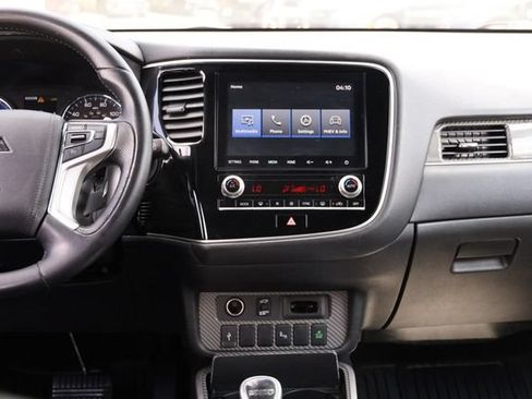 Used 2022 Mitsubishi Outlander SEL AWD/4WD image 26