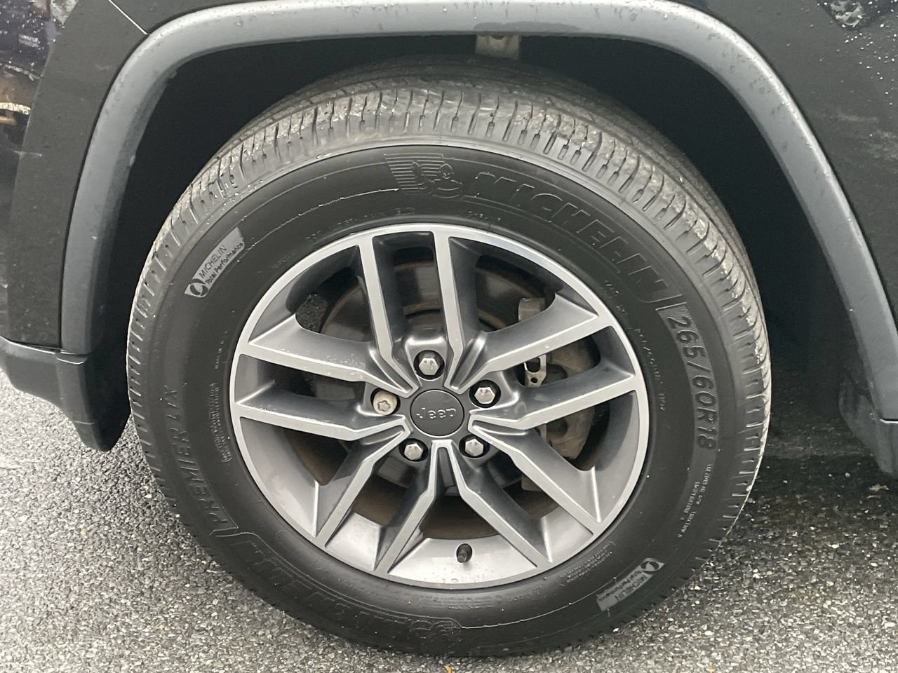 Used 2020 Jeep Grand Cherokee Limited AWD/4WD image 26
