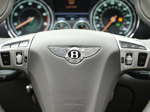 Used 2018 Bentley Flying Spur S W12 AWD/4WD image 27