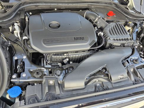 Used 2022 MINI Cooper 4-Door Hardtop image 18