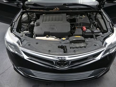 Used 2015 Toyota Avalon Limited image 17