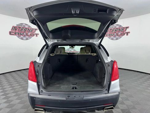 Used 2018 Cadillac XT5 AWD image 26
