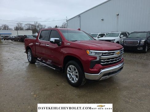 Used 2025 Chevrolet Silverado 1500 LTZ w/ LTZ Premium Package image 7