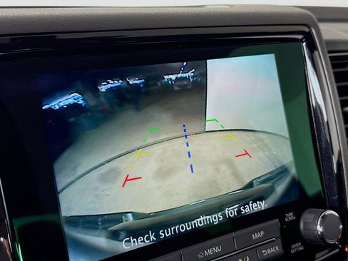 Used 2024 Nissan Frontier Pro-X w/ Technology Package image 16