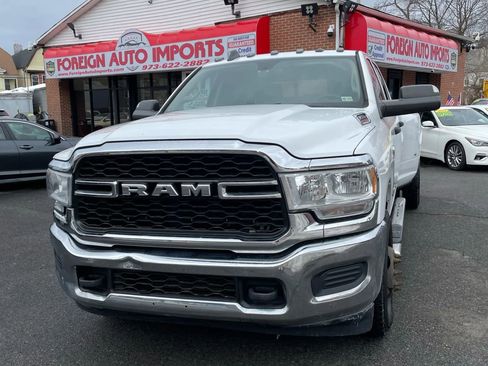 Used 2019 RAM 3500 Tradesman image 5
