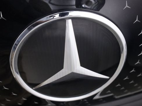 Certified 2025 Mercedes-Benz EQE 350+ 4MATIC SUV w/ AMG Line Exterior Package image 59
