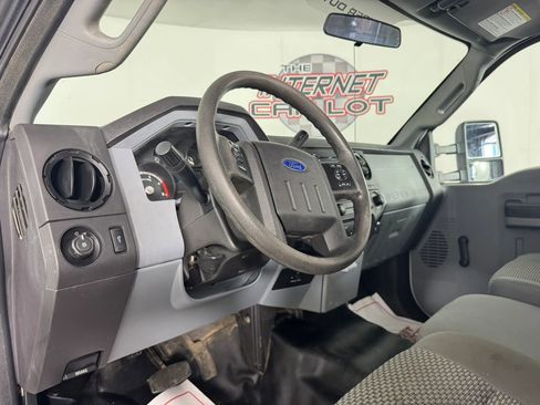 Used 2015 Ford F350 XL w/ XL Appearance Package AWD/4WD image 10